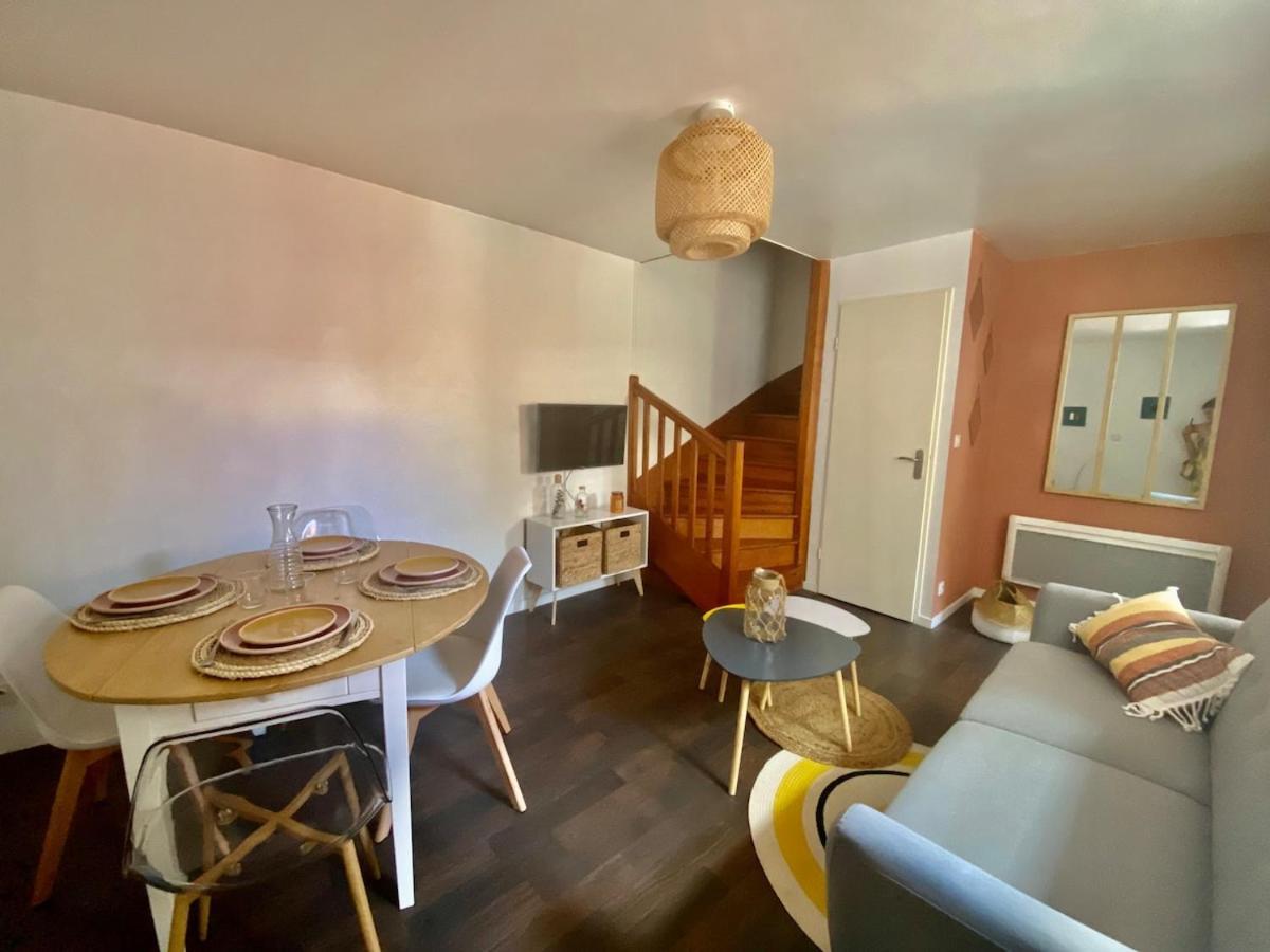 Apartamento Le Carnot: City Centre With Parking Space Poitiers Exterior foto