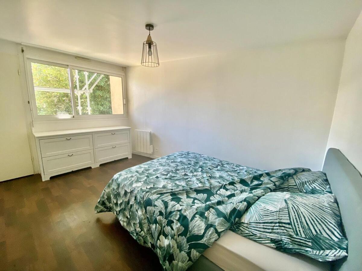 Apartamento Le Carnot: City Centre With Parking Space Poitiers Exterior foto