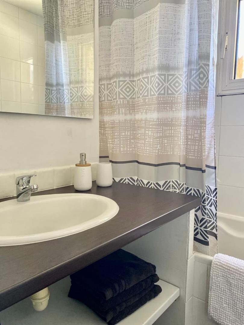 Apartamento Le Carnot: City Centre With Parking Space Poitiers Exterior foto